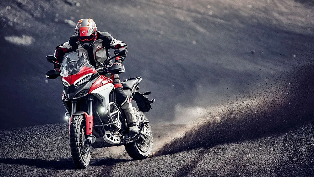 web-arg-DUCATI_MULTISTRADA_V4_S_AMBIENCE.jpg