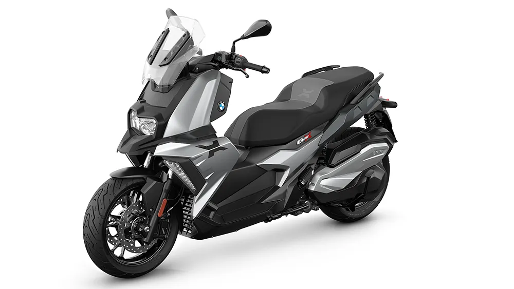 BMW Motorrad presentó los nuevos scooters BMW C 400 X y C 400 GT