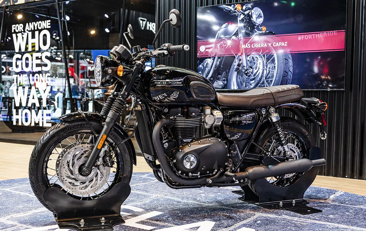 boneville-t120.jpg