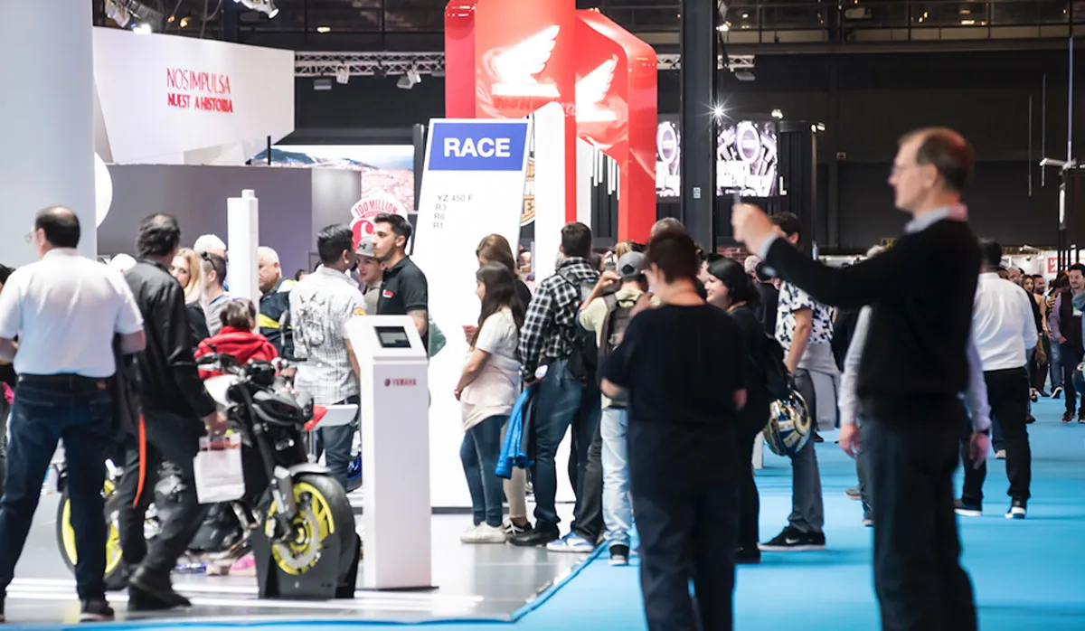 salonmoto.jpg