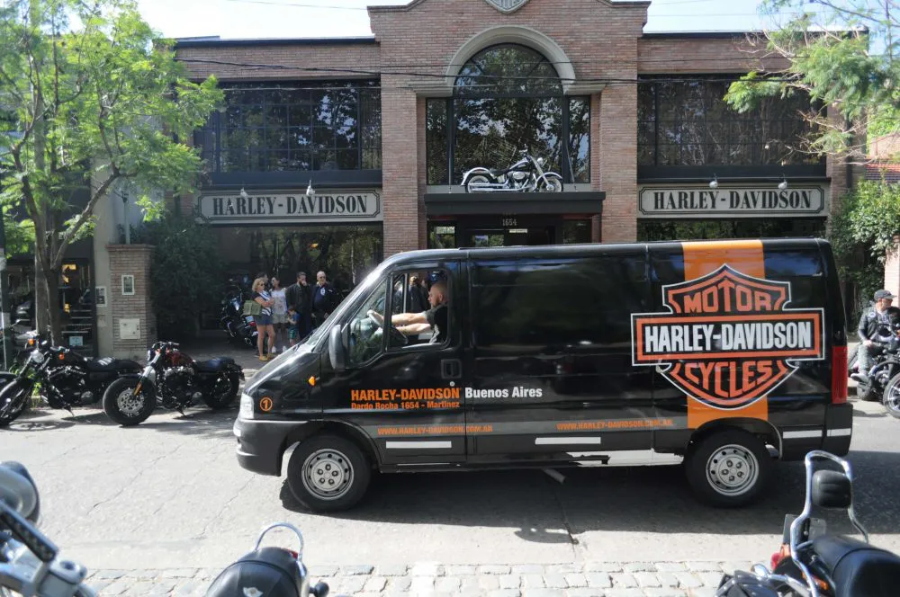 Harley-Davidson-archivo-1-e1567112178867.jpg