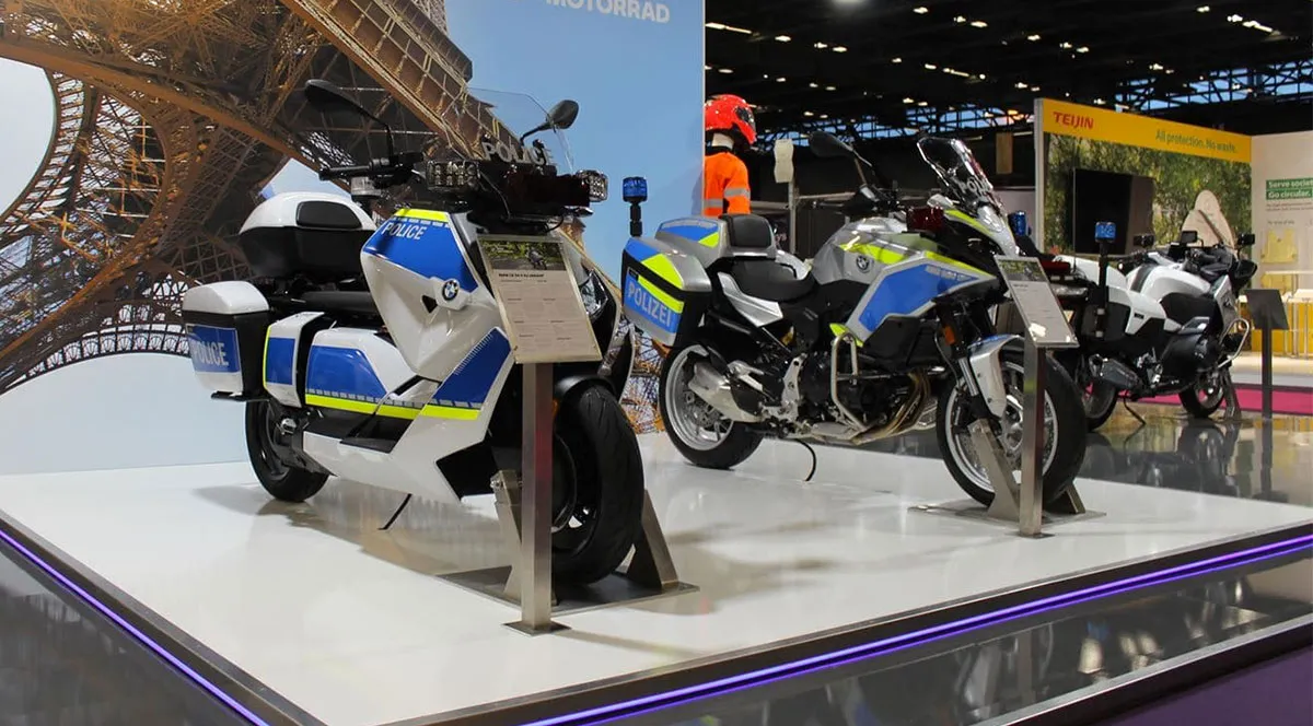 bmw-motorrad-1.jpg