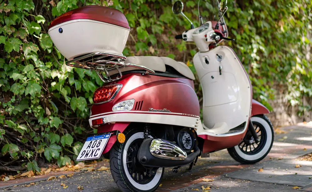 scooter-zanella.jpg