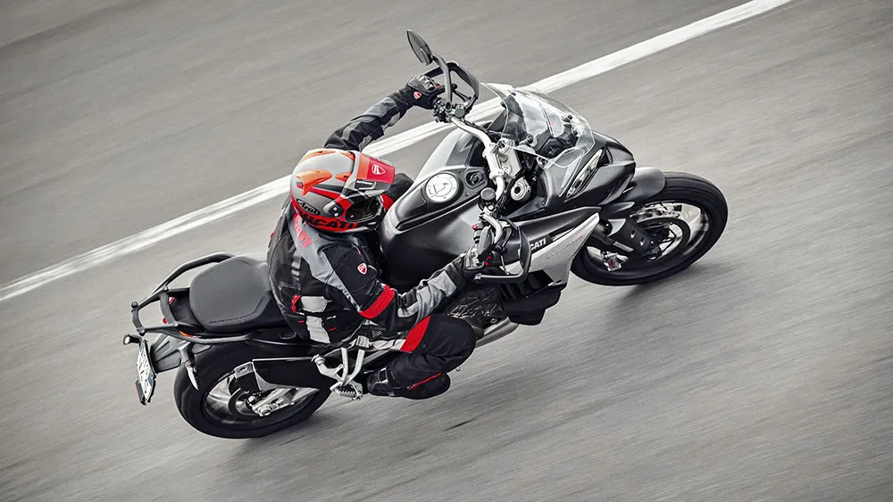 web-arg-06_DUCATI_MULTISTRADA_V4_S_AMBIENCE-2.jpg
