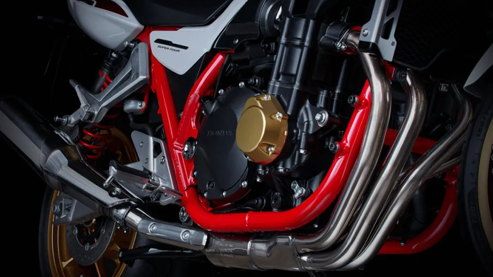 web-cb1300-motort.jpg
