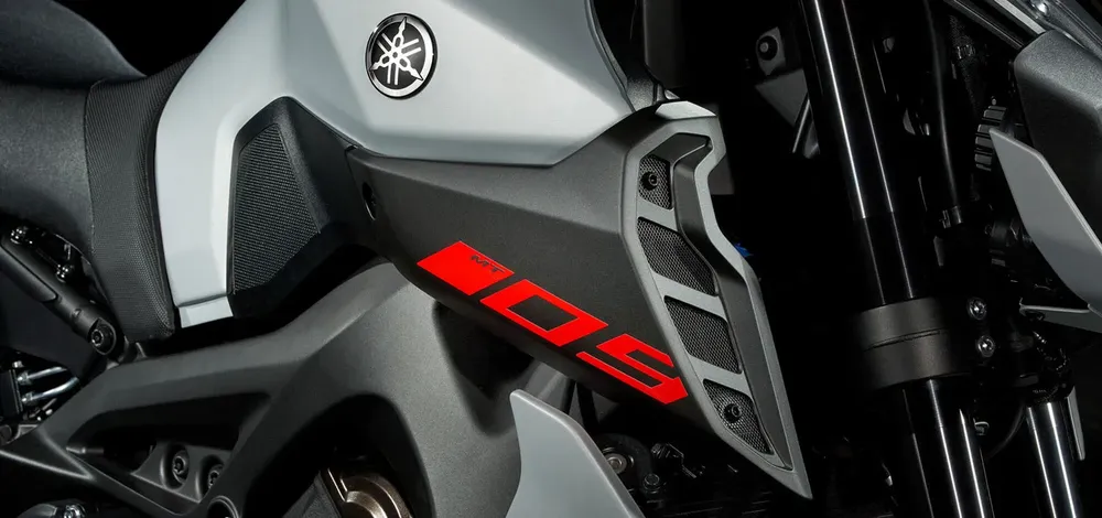 portada-Yamaha-MT09-EU-.jpg