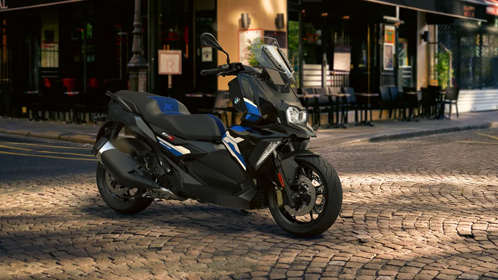 BMW Motorrad presentó los nuevos scooters BMW C 400 X y C 400 GT