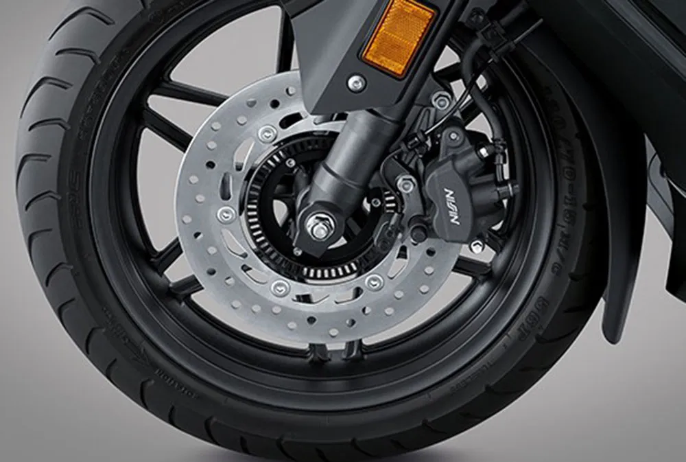 Nuevo scooter Honda Forza 350