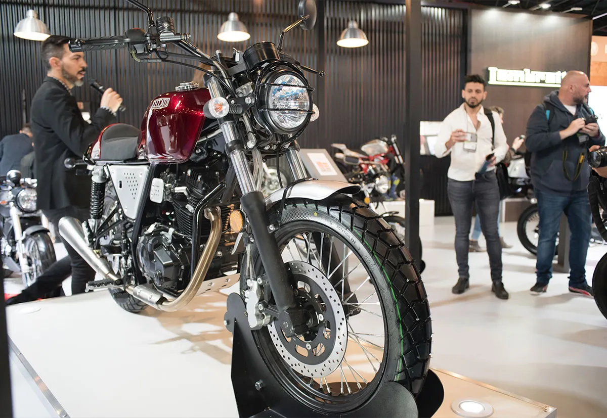 salon moto