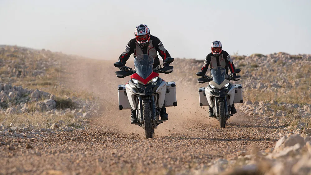 57-MULTISTRADA-1260-ENDURO_UC68183_Low.jpg