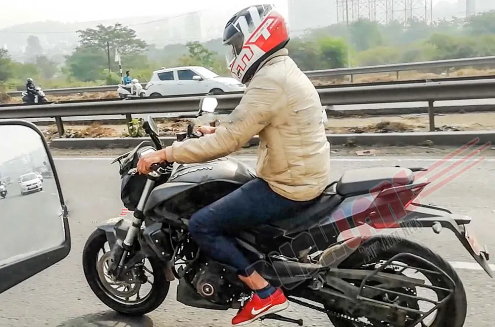 Confirmado. La Bajaj Dominar 250 se conocerá a fines de marzo 2020