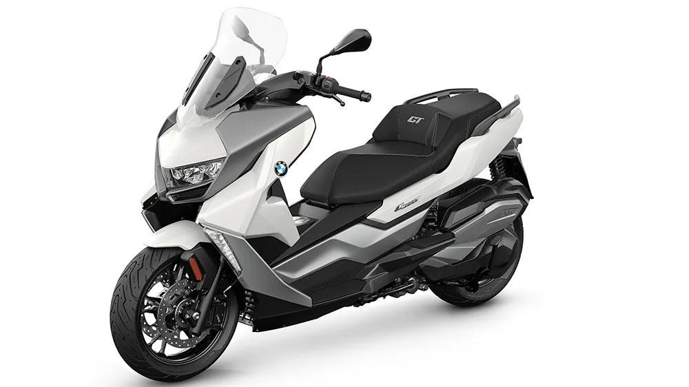BMW Motorrad presentó los nuevos scooters BMW C 400 X y C 400 GT