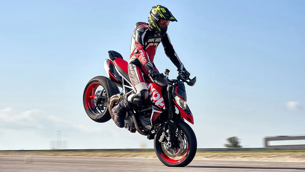 Ducati presenta la nueva Hypermotard 950 RVE