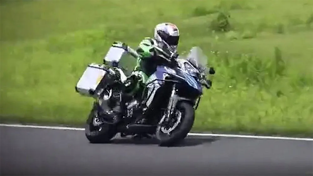 Ya están probando la Benelli TRK 800