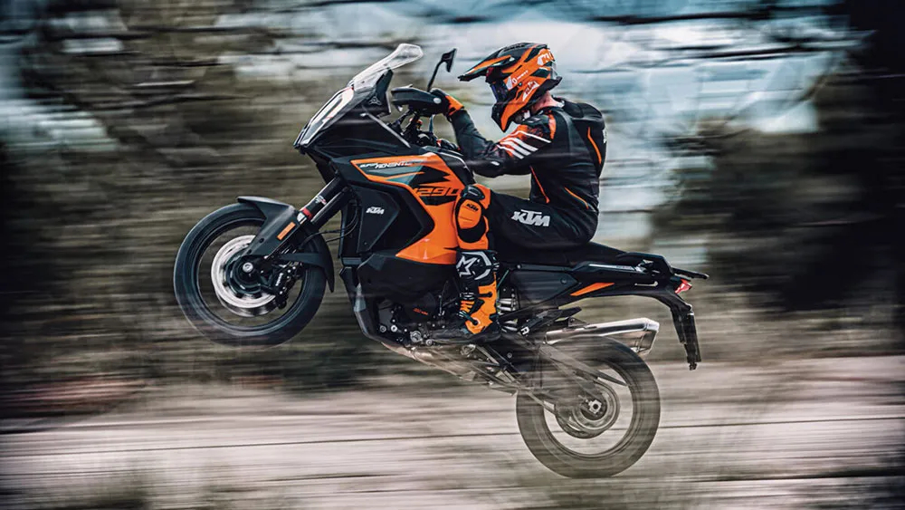 web-KTM-1290-Super-Adventure-S-2021-15.jpg