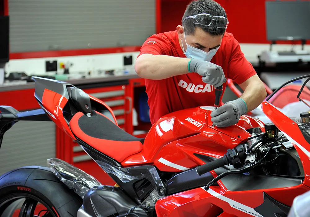 Así se fabrica la Ducati Superleggera V4 Edición Limitada