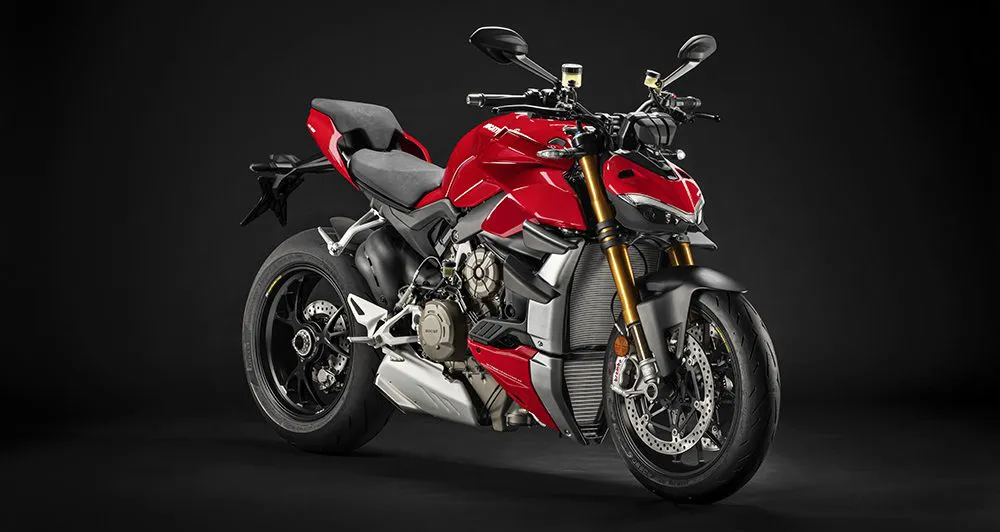MY20_DUCATI_STREETFIGTHER-V4-S_05_UC101689_Low-e1573480843151.jpg
