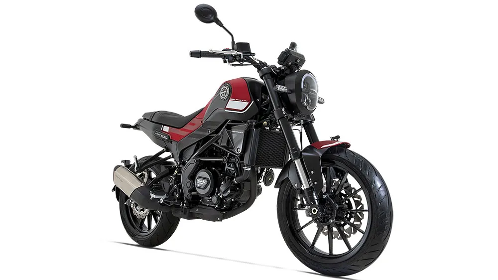 Lanzamiento oficial de la Benelli Leoncino 250