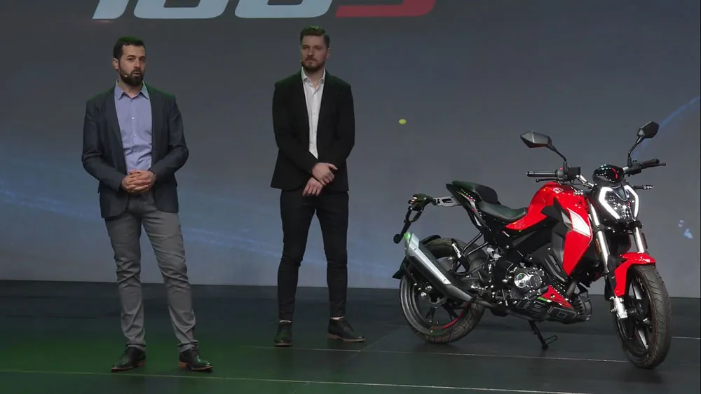 benelli-16.jpg