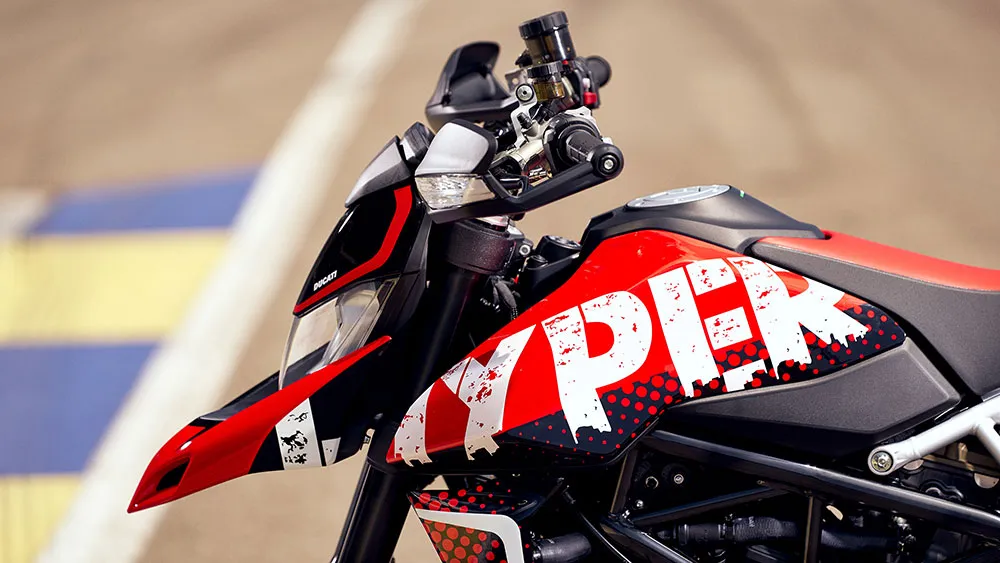 Ducati presenta la nueva Hypermotard 950 RVE