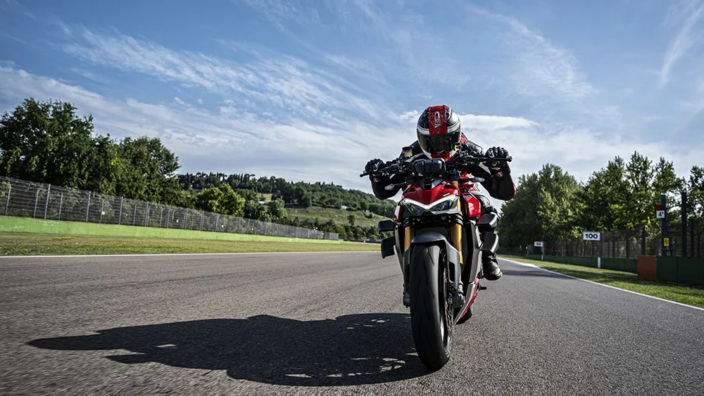 La Ducati Streetfighter V4 ya está disponible en Argentina