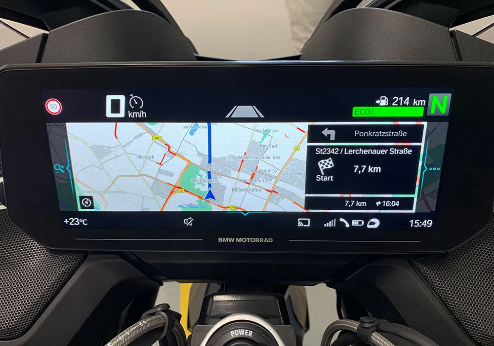La nueva BMW R 1250 RT, ahora también con control de crucero adaptativo