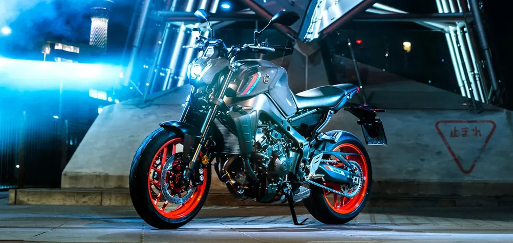 portada-Yamaha-MT09-EU-Storm_Fluo-Static-005-03.jpg