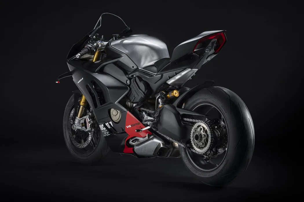 ducati-atras.jpg