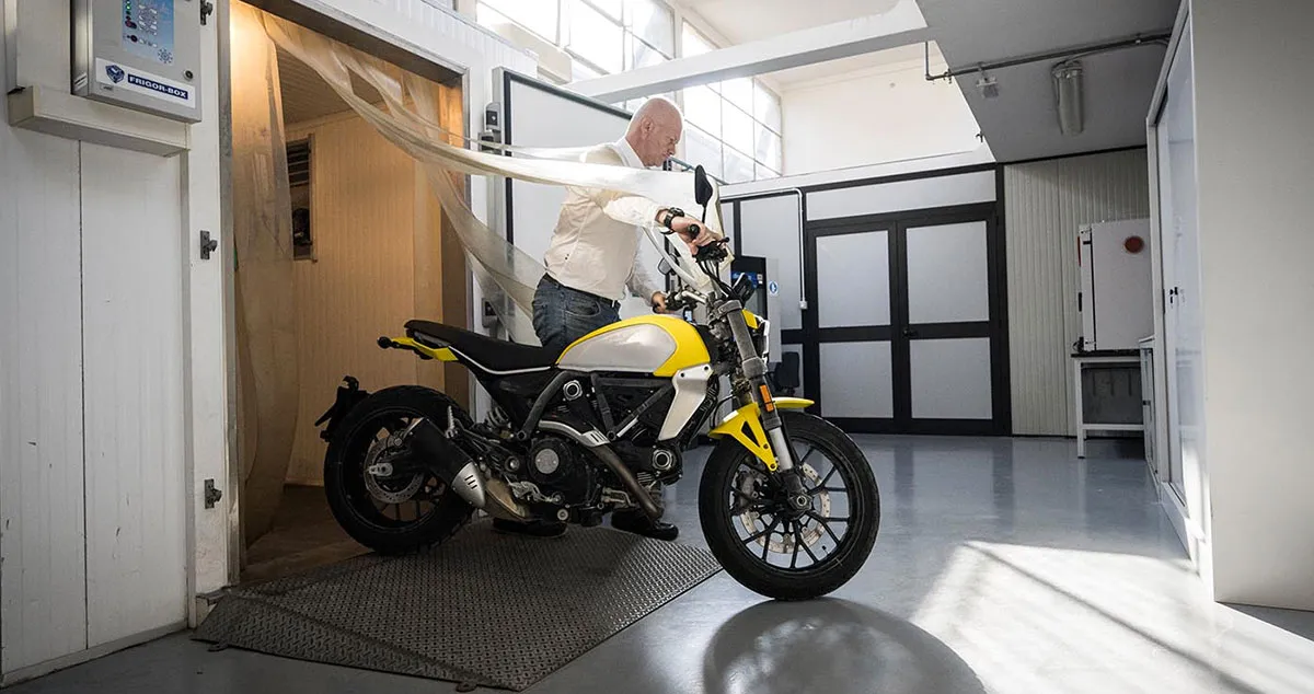 moto-ducati.jpg