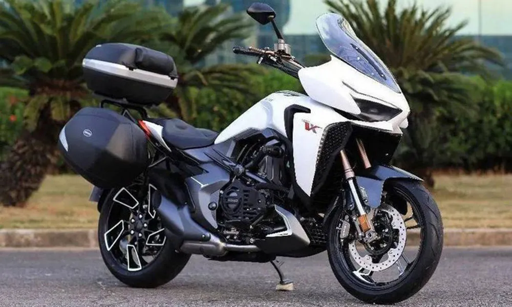 Se conoció el modelo Touring de Zontes, la nueva VX310