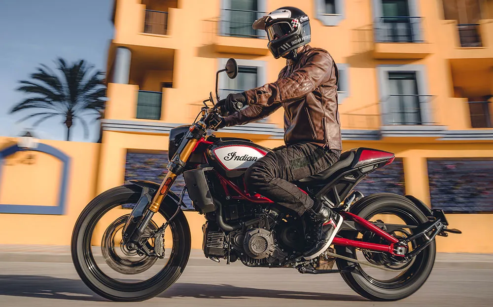 Lanzamiento Indian FTR 1200 Carbon 2020