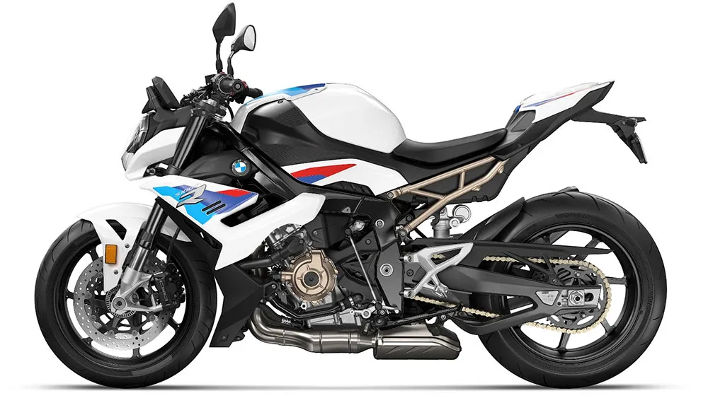 WEB-P90407258_lowRes_the-new-bmw-s-1000-r.jpg