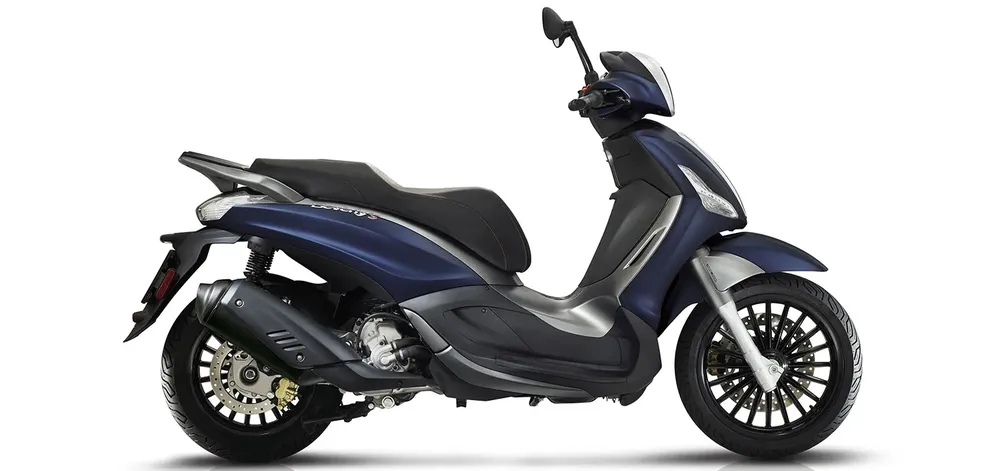 PORTADA-Beverly_Lat_DX_BluMat_bianco.jpg