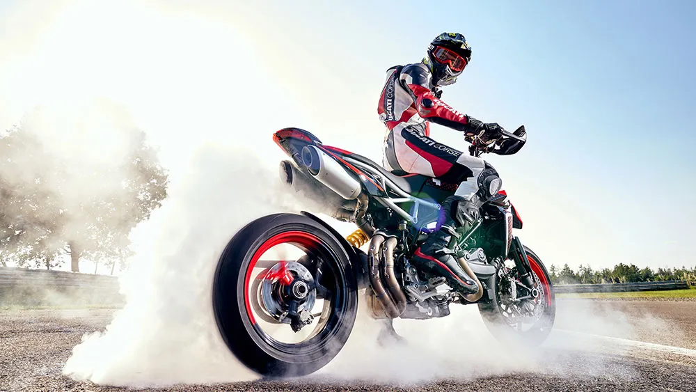 Ducati presenta la nueva Hypermotard 950 RVE