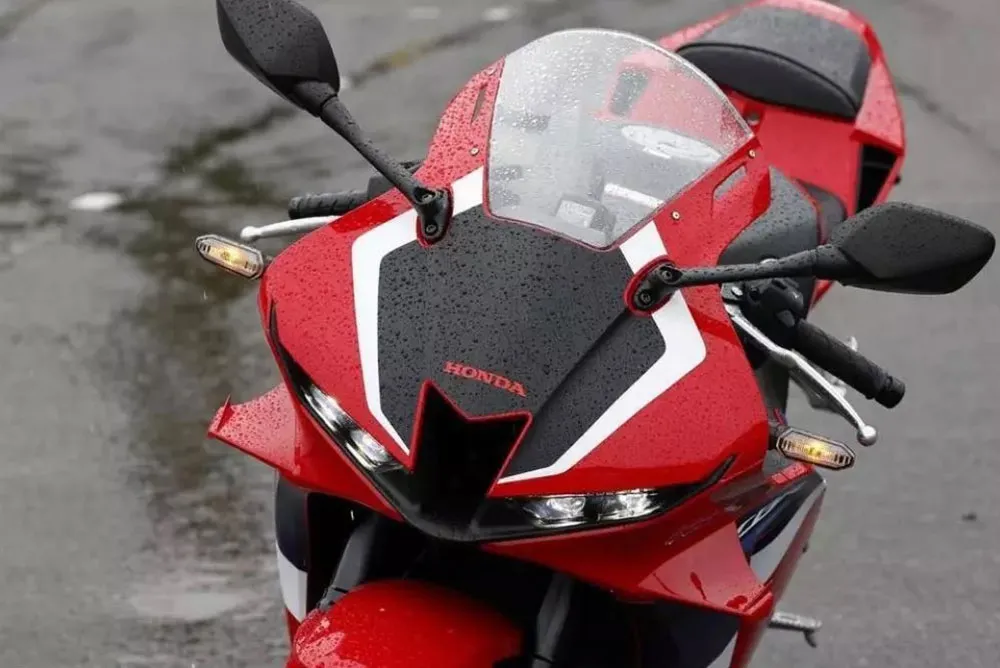 WEB-600rr-3.jpg