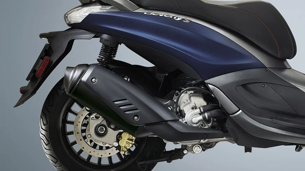 WEB-MOTOR-Beverly_Lat_DX_BluMat_grigio.jpg