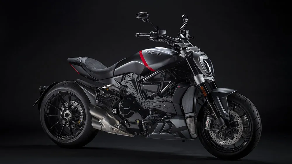 web-DUCATI_XDIAVEL_BLACK_STAR-_3.jpg