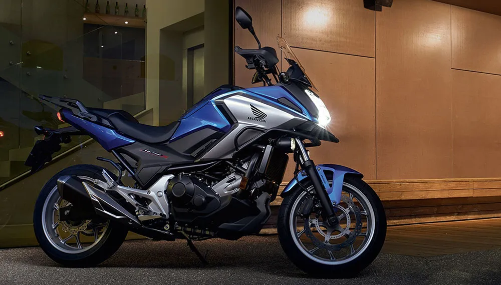 motorcycles-product-nc750x-gallery1.jpg