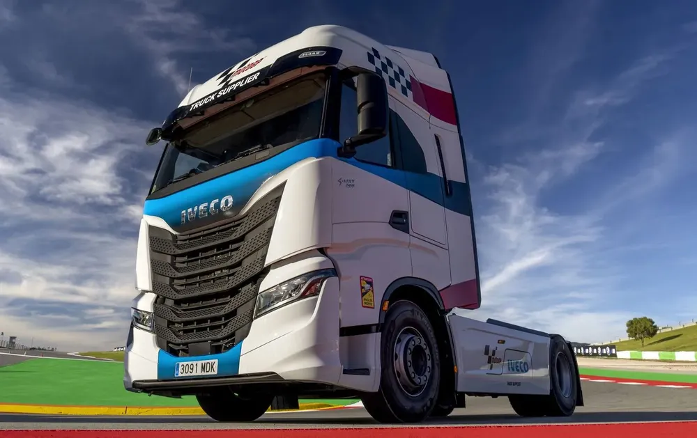 motogp-iveco.jpg
