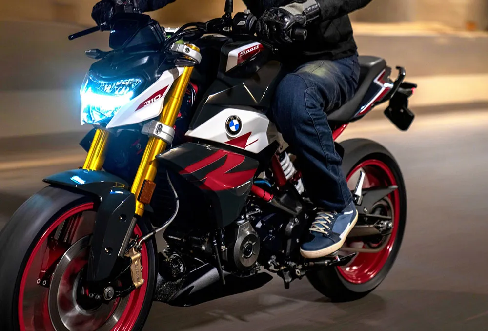 BMW Motorrad presenta la nueva BMW G 310 R