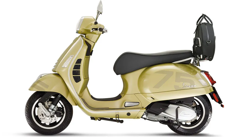 WEB-Vespa-GTS-75-Aniversario-2021-13.jpg