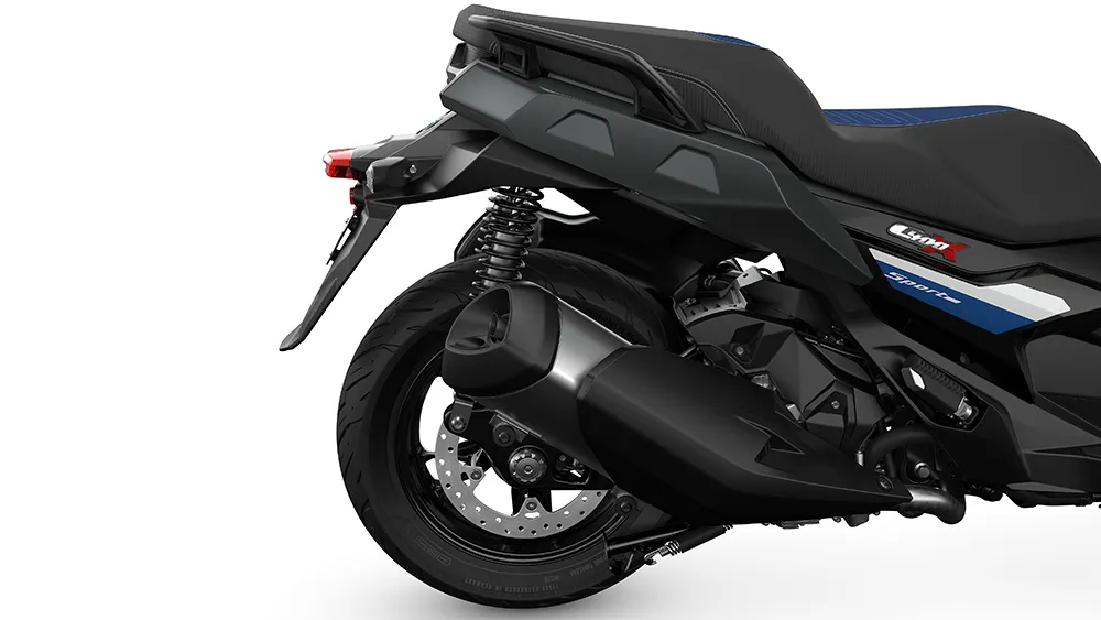 web-P90412879_highRes_bmw-c-400-x.jpg