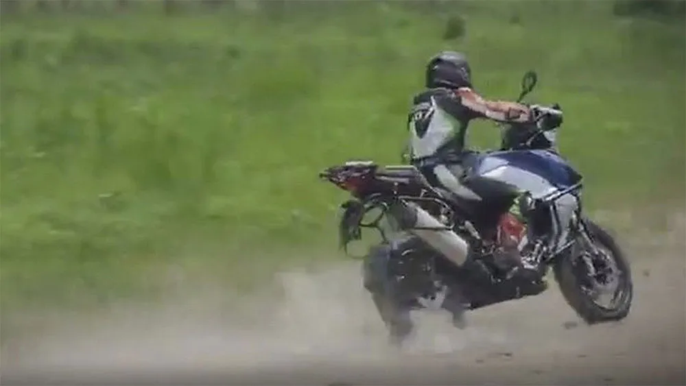 Ya están probando la Benelli TRK 800