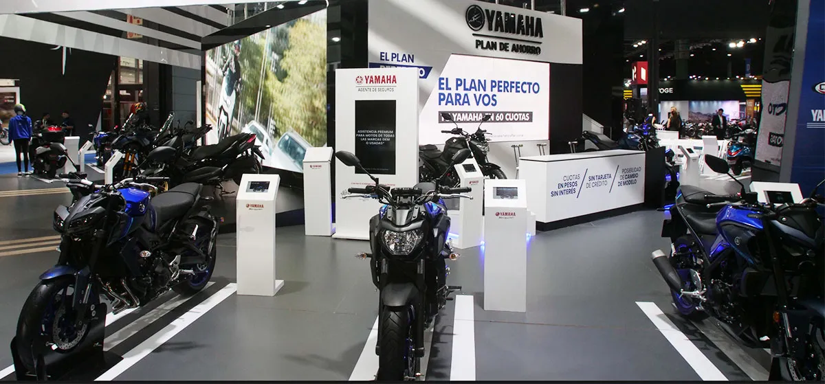 stand-yamaha.jpg